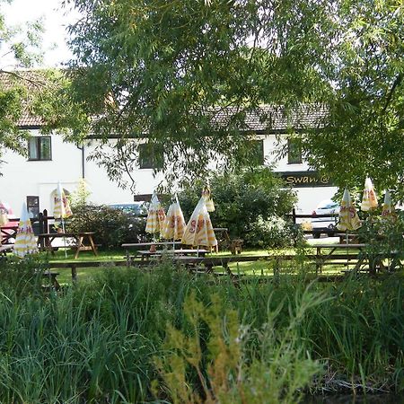 The Swan At Stoford Stapleford (Wiltshire) Exterior foto