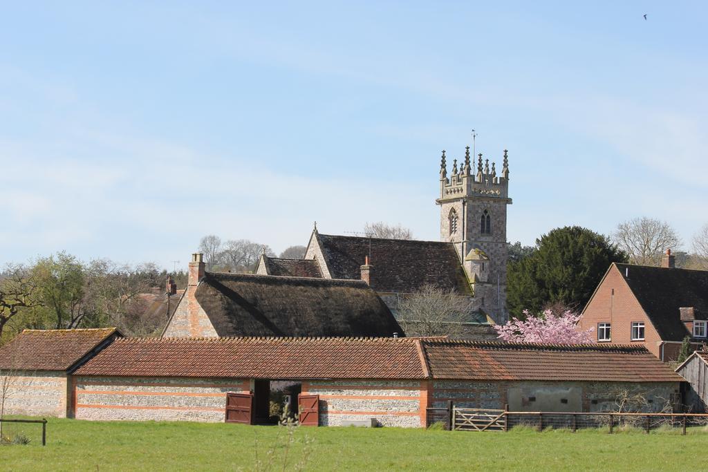 The Swan At Stoford Stapleford (Wiltshire) Exterior foto