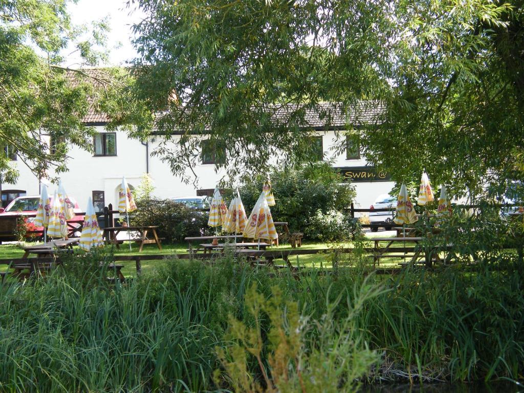 The Swan At Stoford Stapleford (Wiltshire) Exterior foto