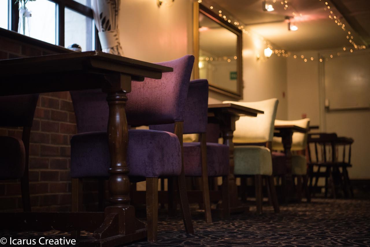 The Swan At Stoford Stapleford (Wiltshire) Exterior foto